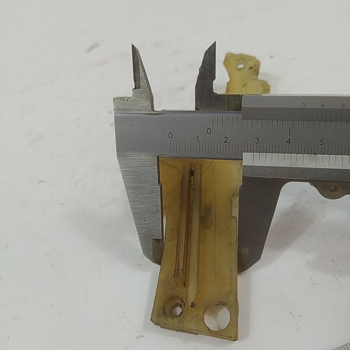 Ricambio COPERCHIO FRENO CATENA FRIZIONE per motosega CASTOR CP 700 usato