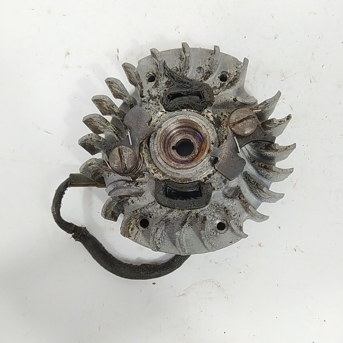 MOTOSEGA CASTOR cp 55 ALPINA PRO 55 VOLANO E BOBINA ACCENSIONE CON PUNTINE