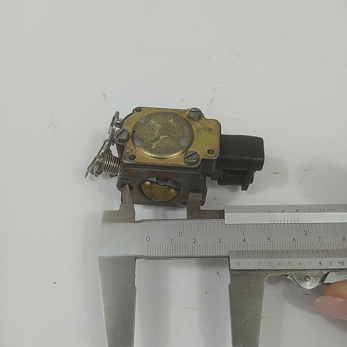 Parti di ricambio CARBURATORE HE6A450 per motosega ALPINA CASTOR CP 700 usato