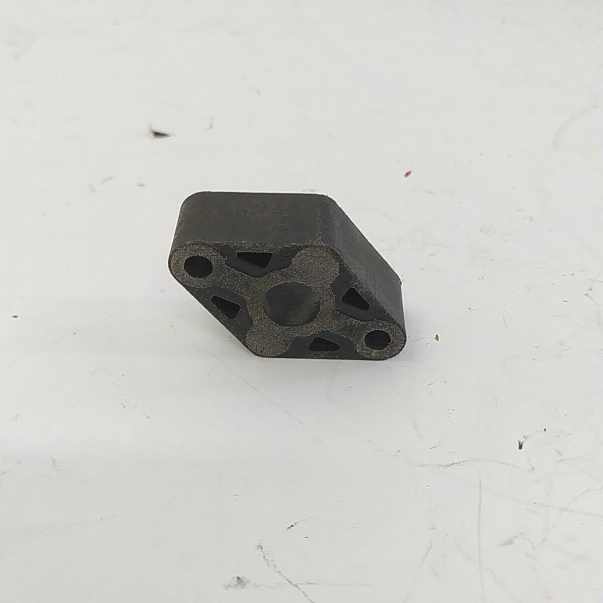 Ricambio COLLETTORE CARBURATORE usato per decespugliatore Komatsu ZENOAH G4K