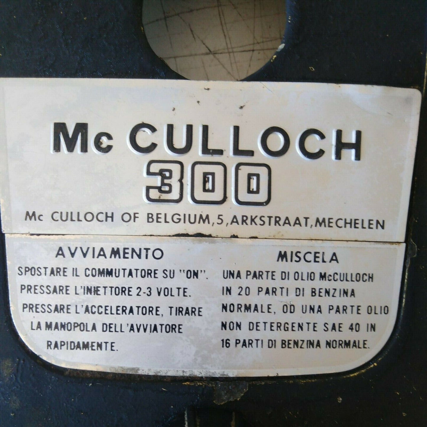 CARTER COPERCHIO filtro aria e motore PER MOTOSEGA McCULLOCH 300 ricambi usati