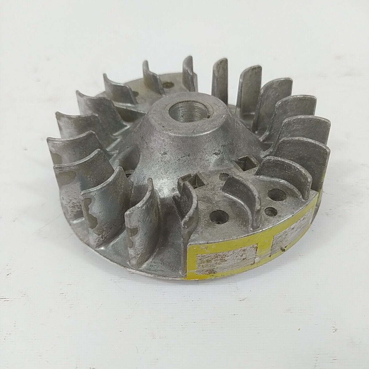 Ricambio VOLANO MAGNETICO DI AVVIAMENTO per decespugliatore TANAKA 501 ik usato