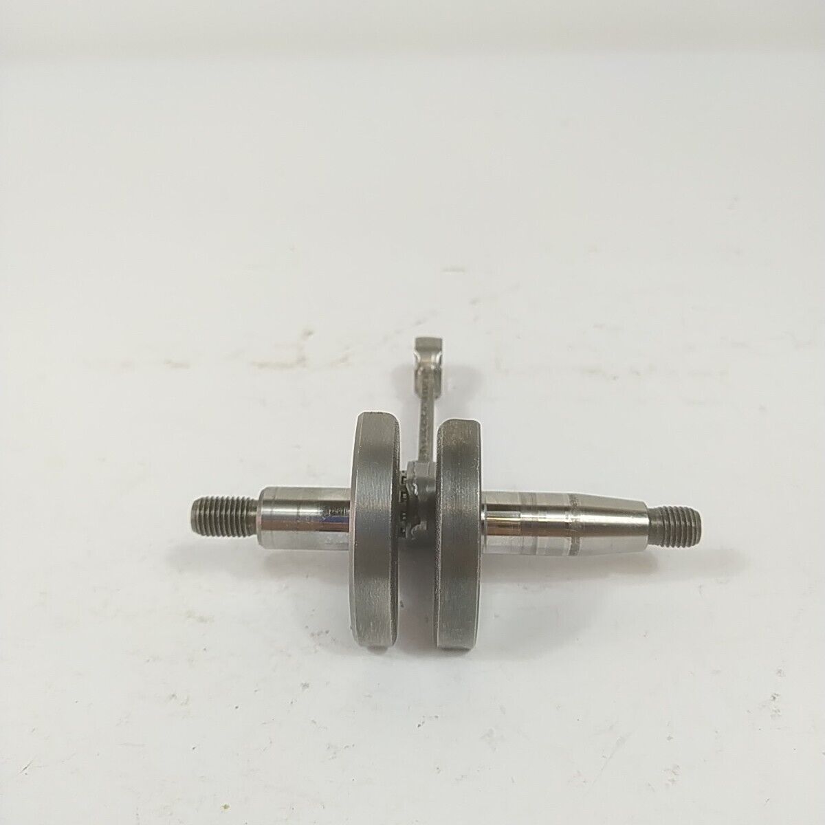 Ricambio per decespugliatore EFCO 8250 ALBERO MOTORE ORIGINALE usato