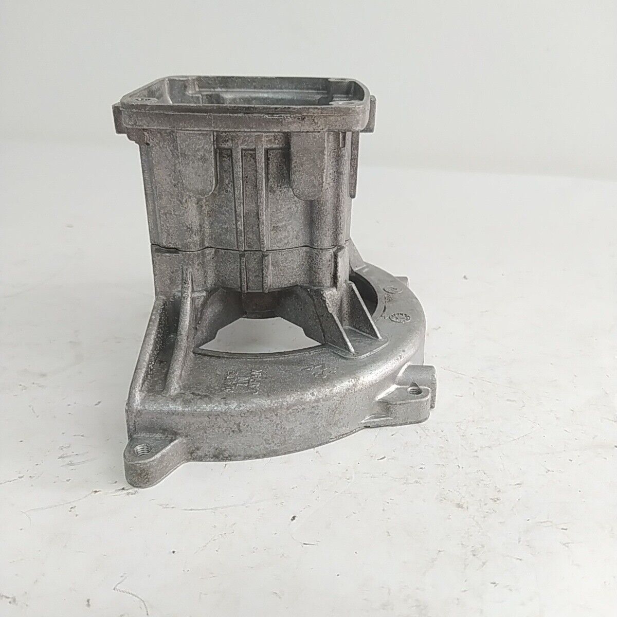 Ricambio CARTER BASAMENTO cilindro usato per decespugliatore MARUYAMA 420 42