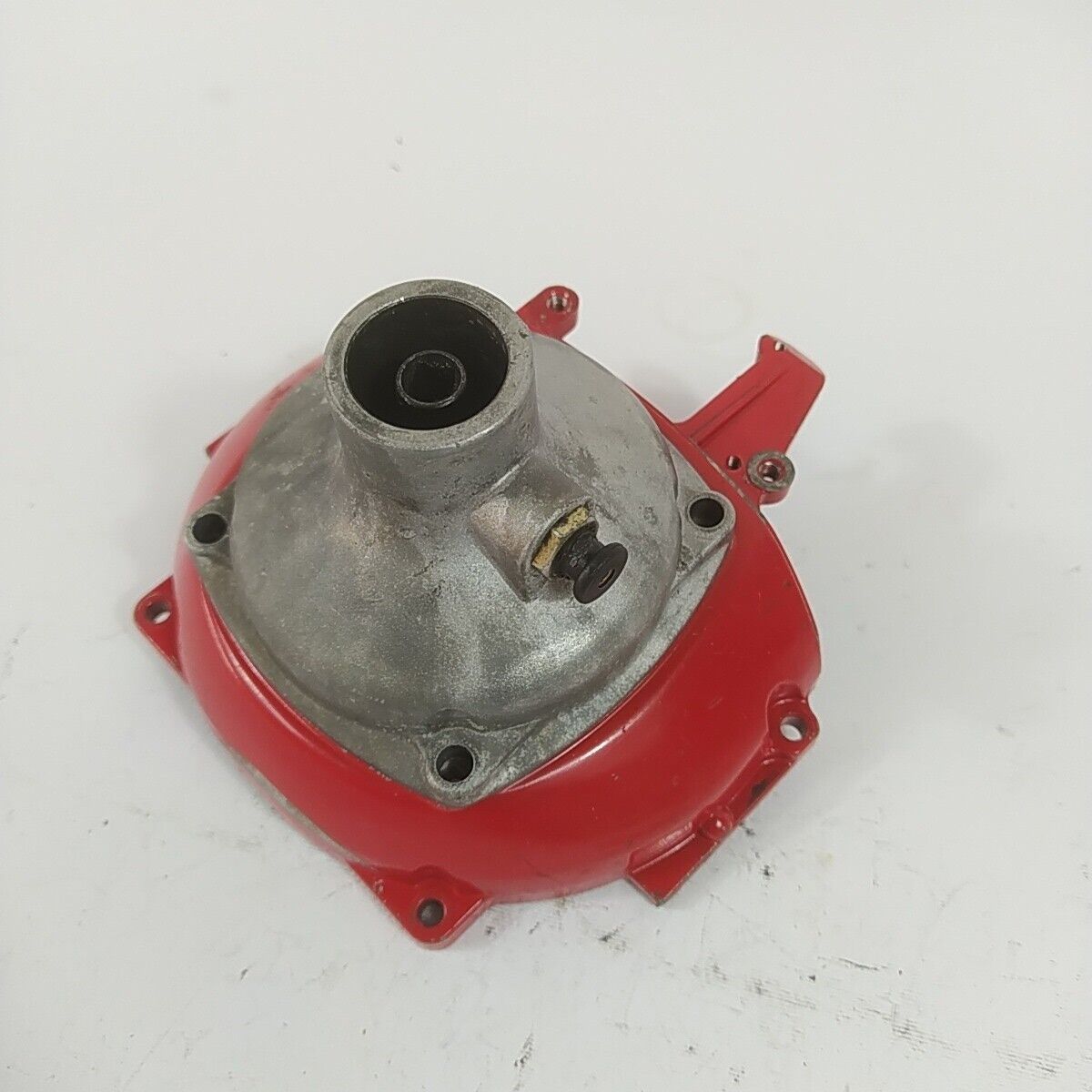 Ricambio CARTER SUPPORTO COPERCHIO CAMPANA usato per decespugliatore ZENOAH G43L