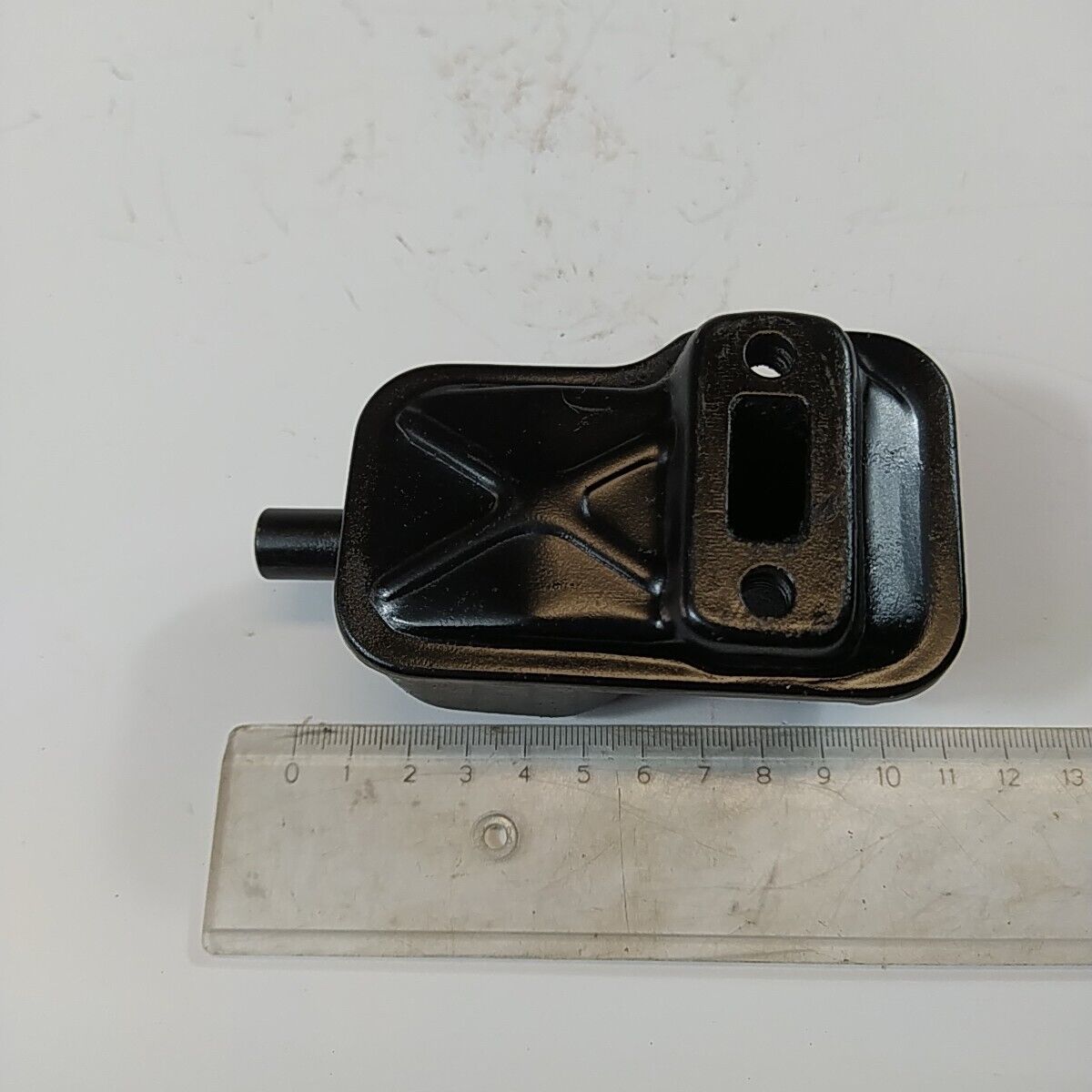 Ricambio MARMITTA SILENZIATORE Usato per decespugliatore Komatsu ZENOAH G2K