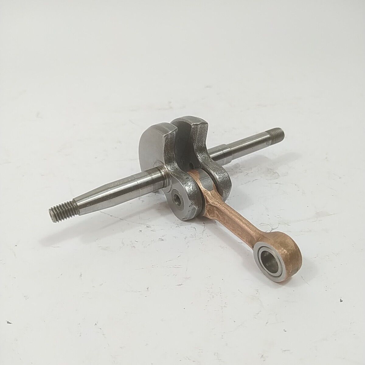 ricambi ALBERO MOTORE per motosega ALPINA SILVER 40 castor 330 338 usati