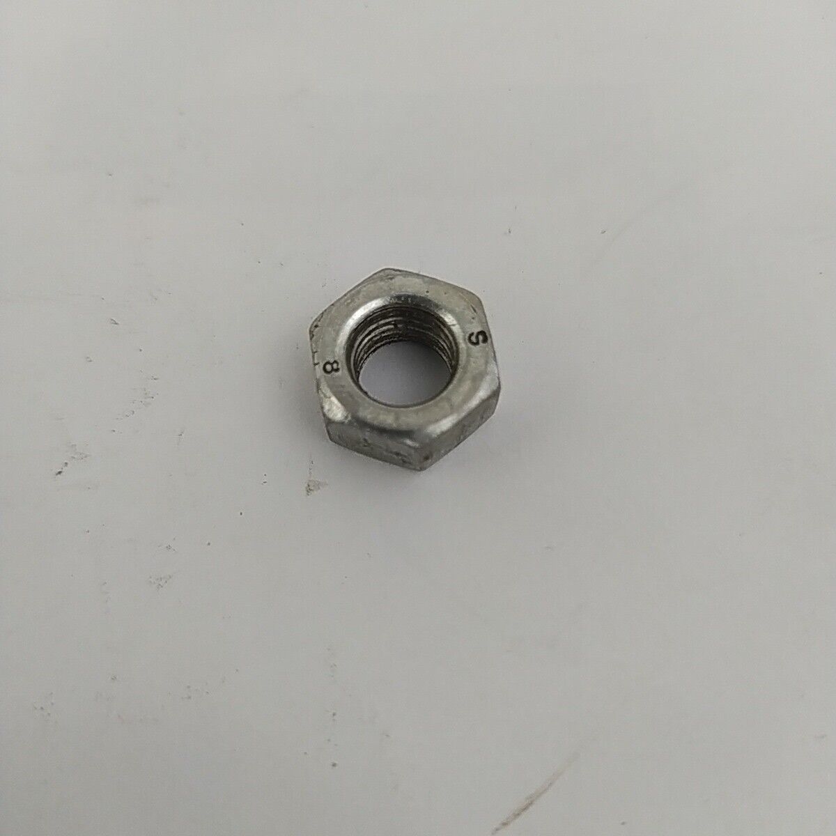 ricambi MOTOSEGA BLITZ b 400 Oleomac 240 bullone DADO VOLANO ALBERO MOTORE usato