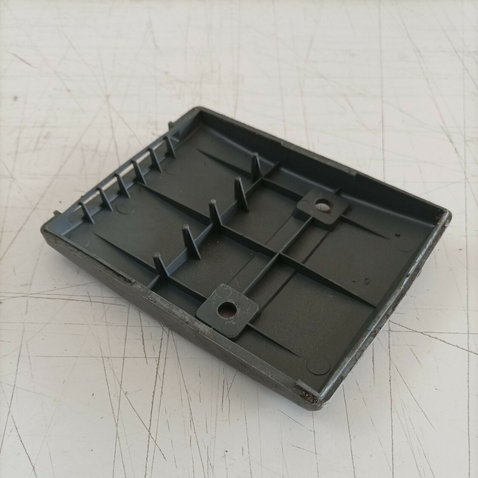 COPERCHIO filtro aria E COPRI carburatore PER MOTOSEGA EFCO 134 ricambi usati