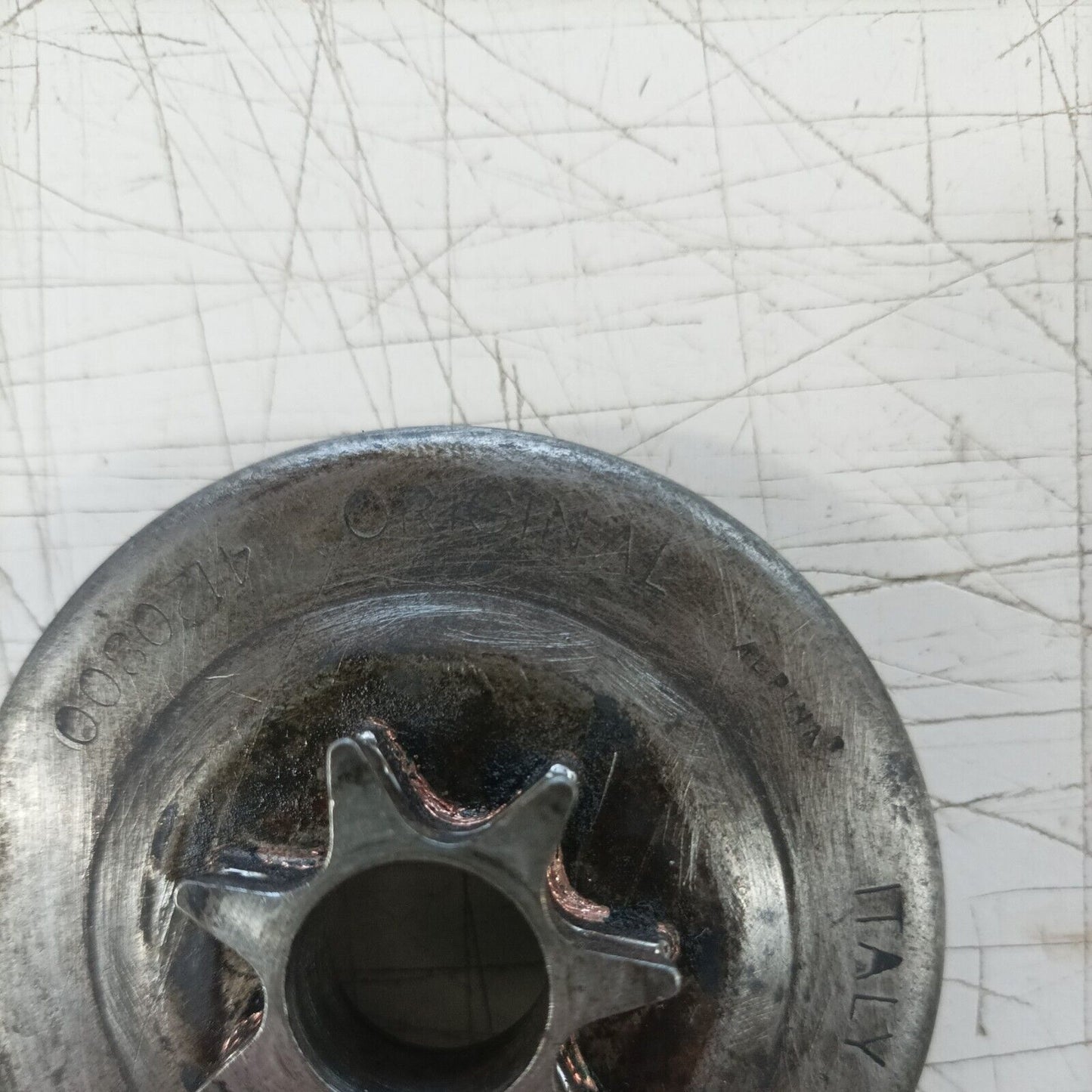 MOTOSEGA OLEOMAC OM 251 FRIZIONE E CAMPANA tamburo COMPLETA ricambi usati