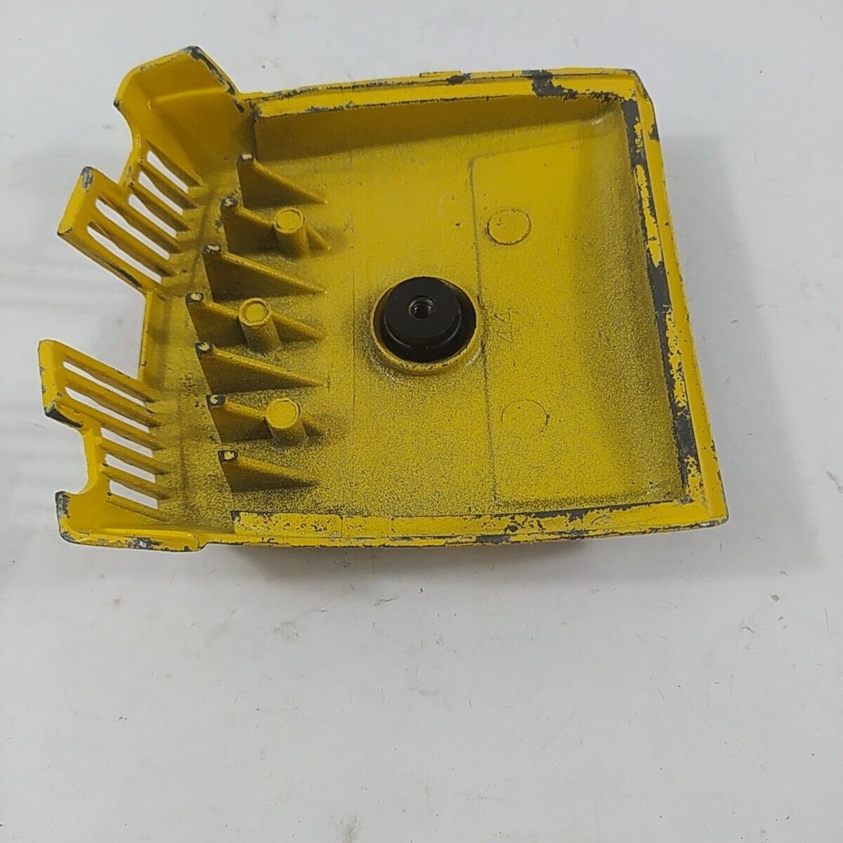 Ricambi COPERCHIO COPRÌ FILTRO ARIA PER MOTOSEGA MCCULLOCH PRO MAC 555 usati
