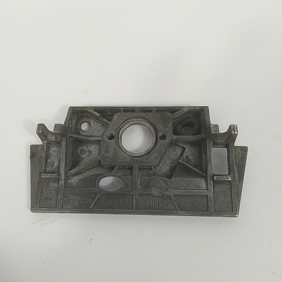 Ricambio per motosega CASTOR ALPINA 450 FLANGIA COLLETTORE CARBURATORE usato