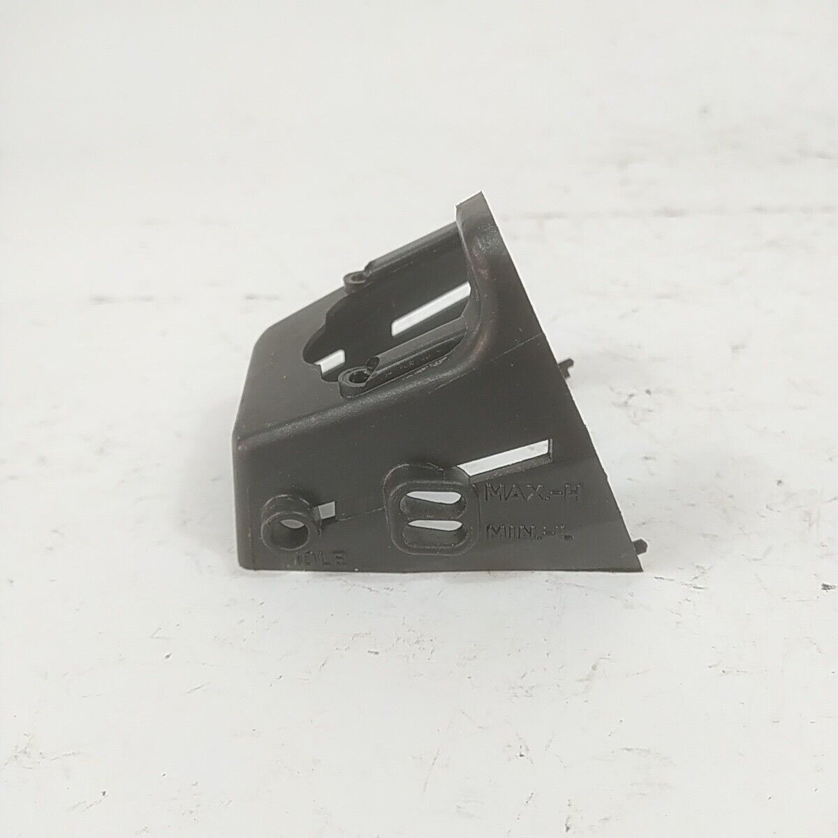 Ricambio COPERCHIO CARBURATORE FILTRO ARIA per motosega ALPINA CASTOR 41 usato