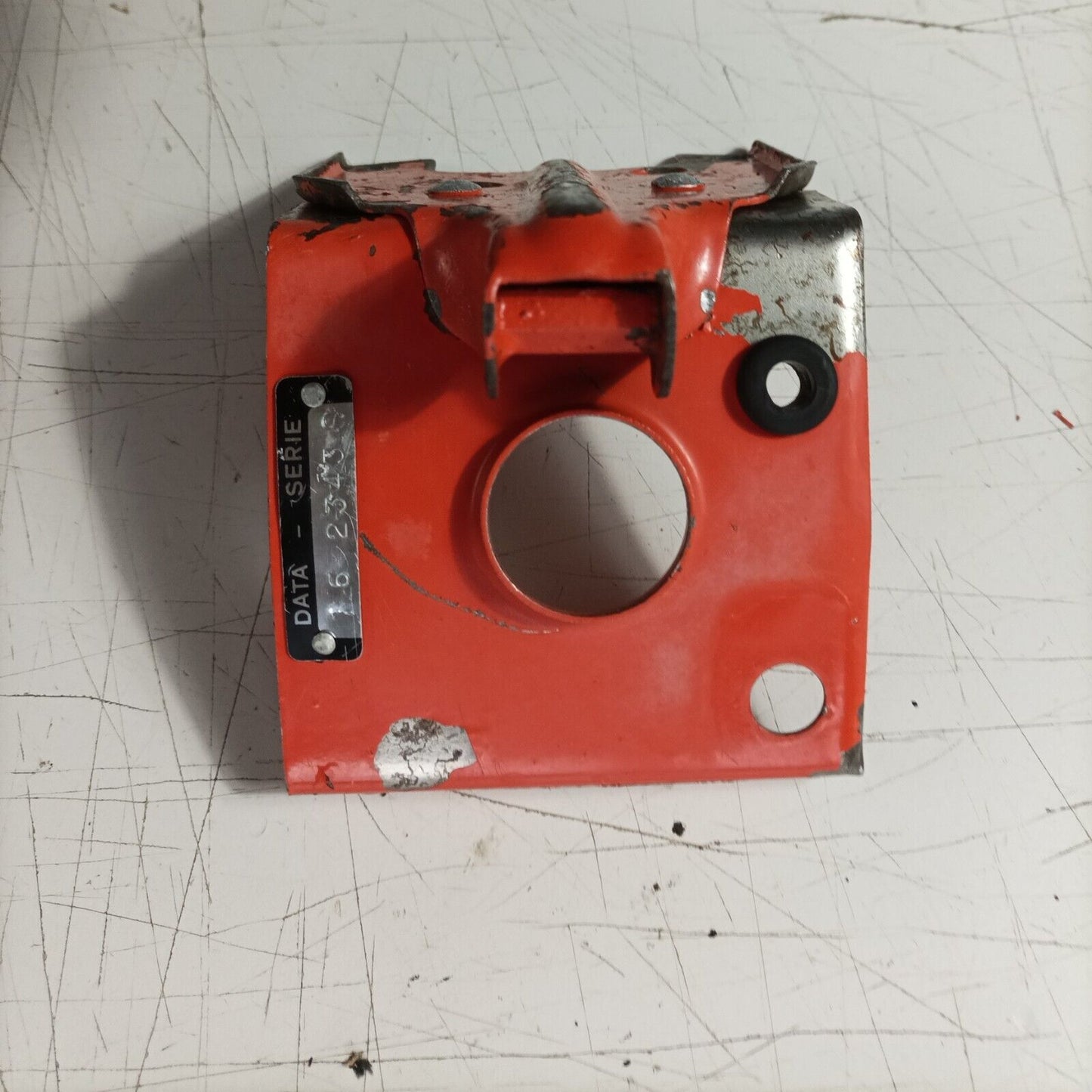 COPERCHIO CILINDRO MOTORE SUPPORTO MANIGLIA PER MOTOSEGA CASTOR C70 ALPINA A70