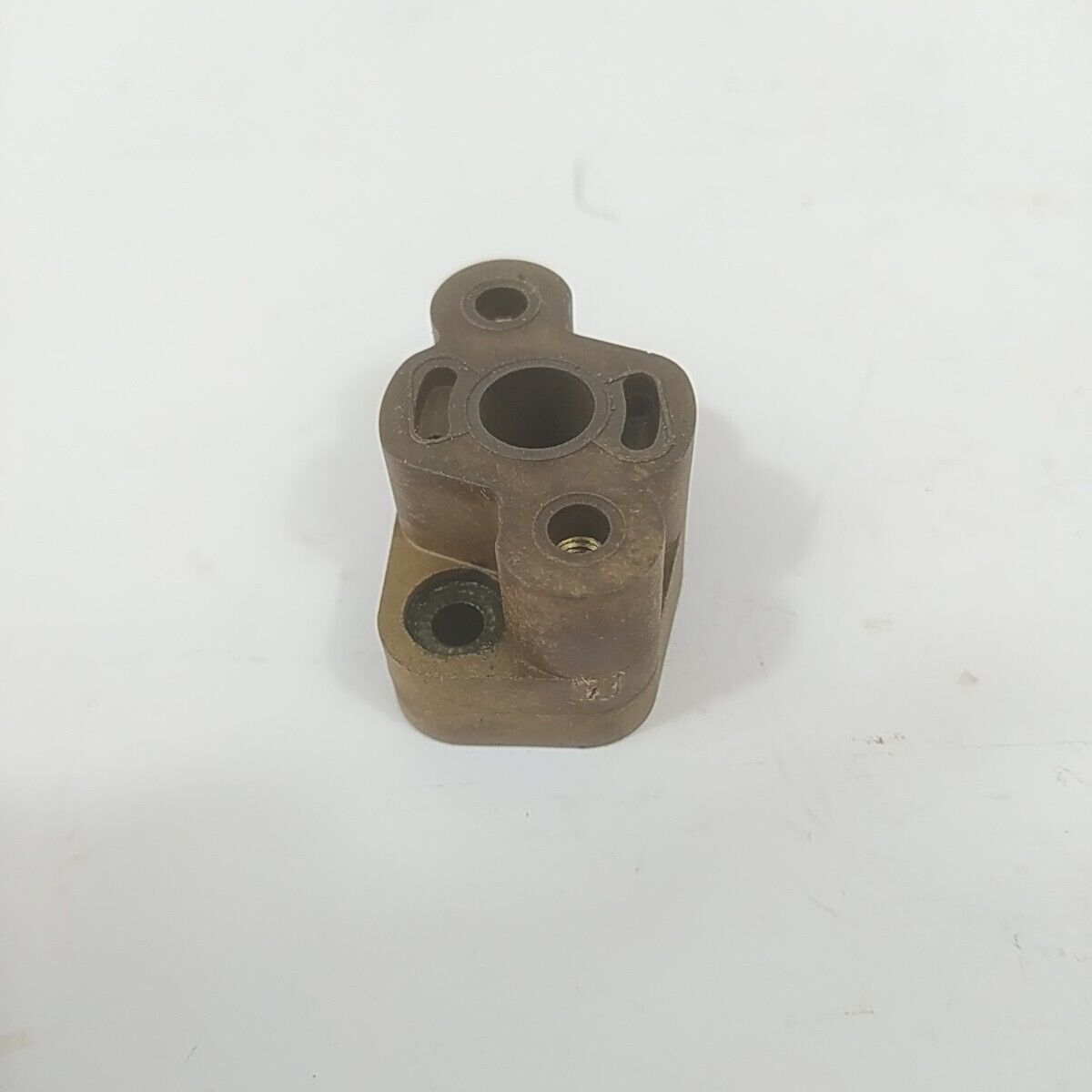 Ricambio per decespugliatore EFCO 8250 FLANGIA COLLETTORE CARBURATORE usato