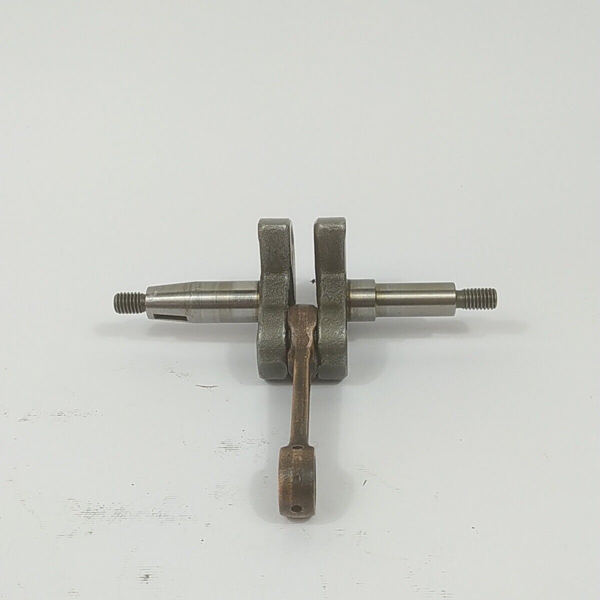 Ricambio usato ALBERO MOTORE ORIGINALE per decespugliatore MITSUBISHI T200