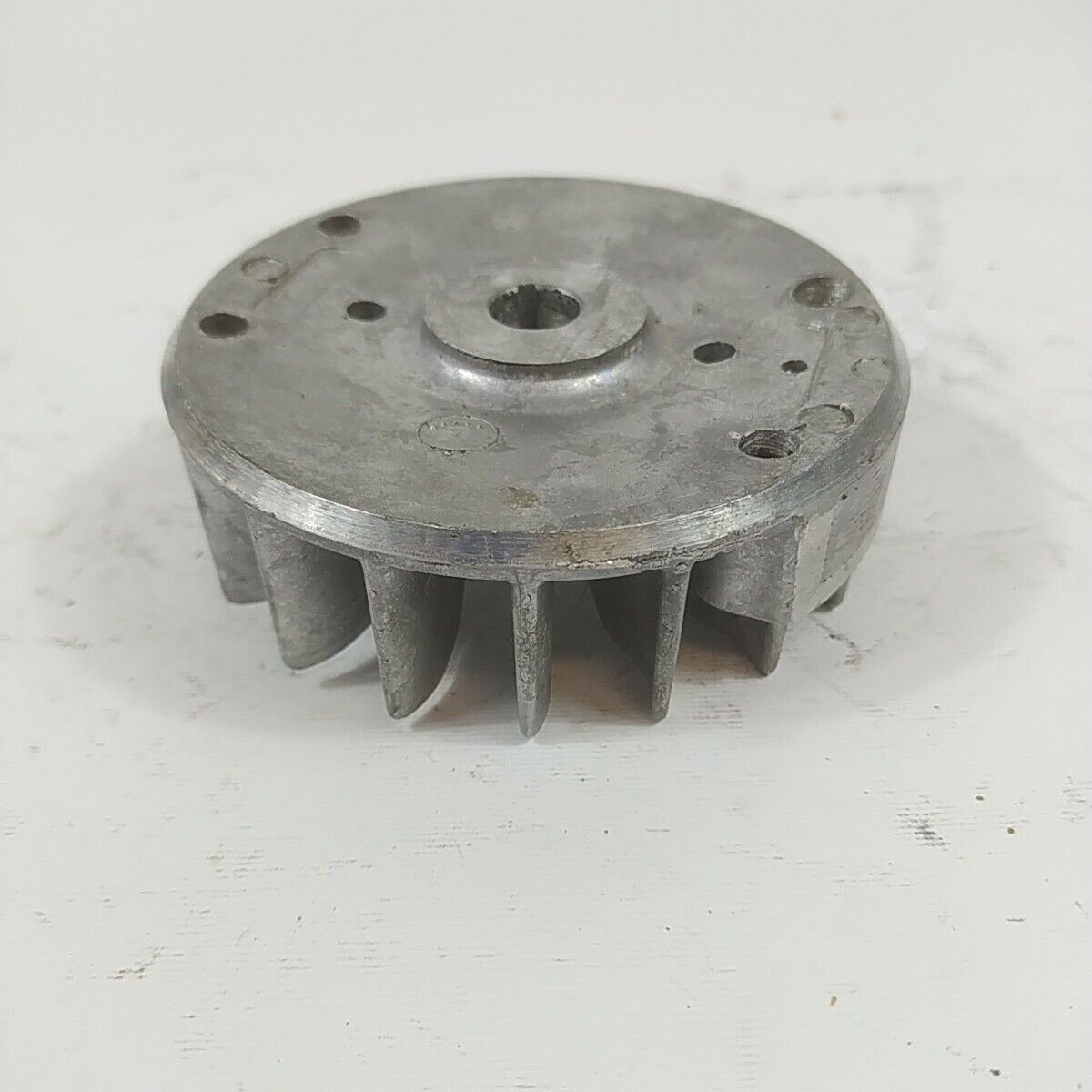 motosega CASTOR ALPINA 450 ricambio VOLANO MAGNETICO di avviamento start usato