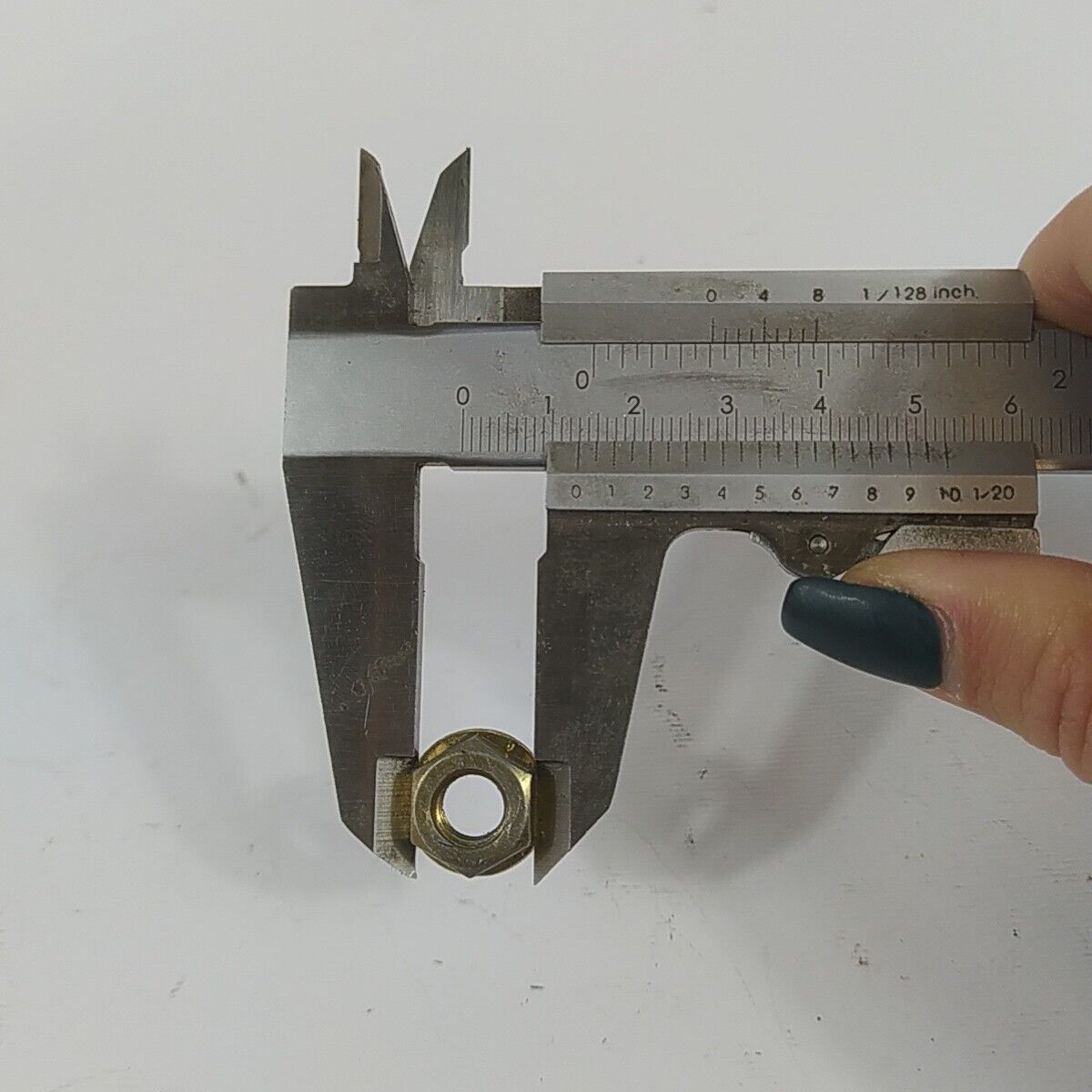 Ricambio usato FERMO E DADO VOLANO decespugliatore Mcculloch ELITE 4200