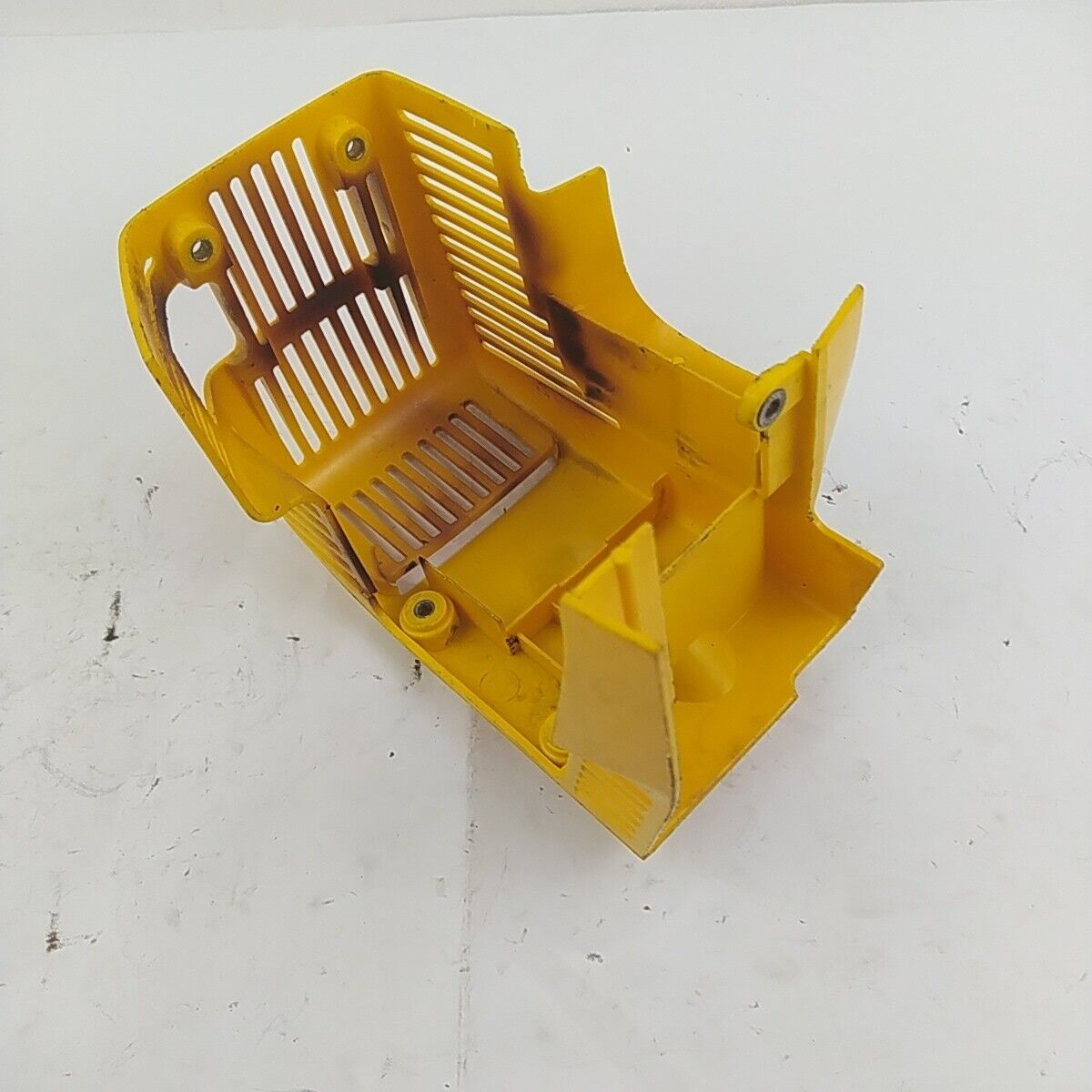 ricambio COPERCHIO copri motore cilindro usato per DECESPUGLIATORE MCCULLOCH GT