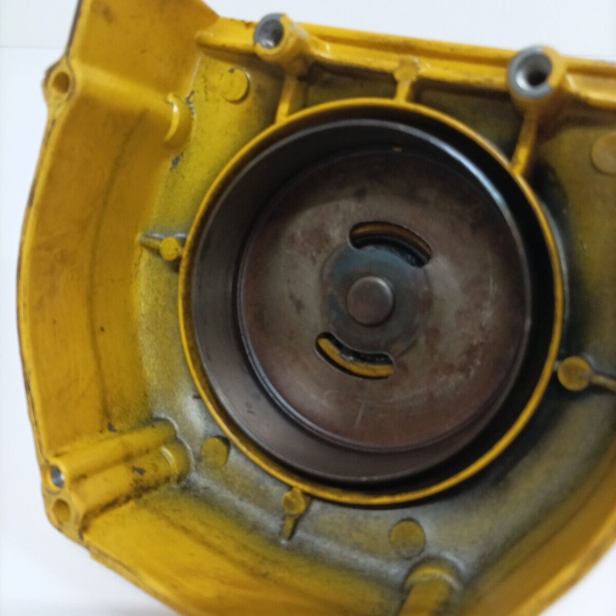 Ricambio supporto CAMPANA FRIZIONE usato decespugliatore EMAK DYNAMAC DB 40 L