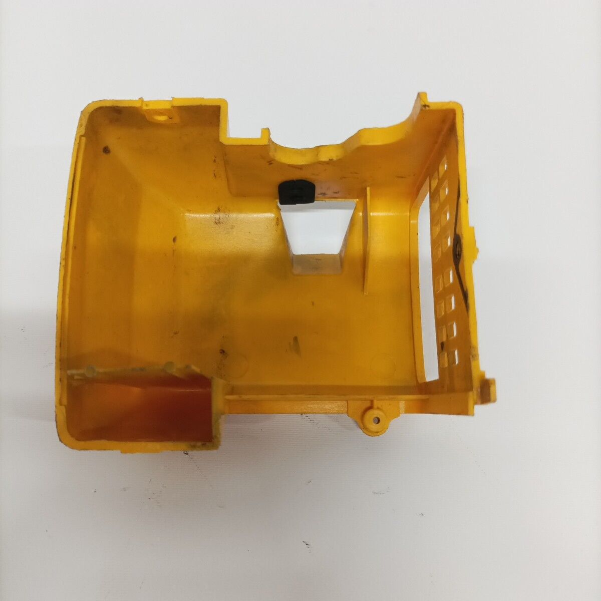 Ricambio COPERCHIO COPRI MOTORE usato decespugliatore EMAK DYNAMAC DB 40 L