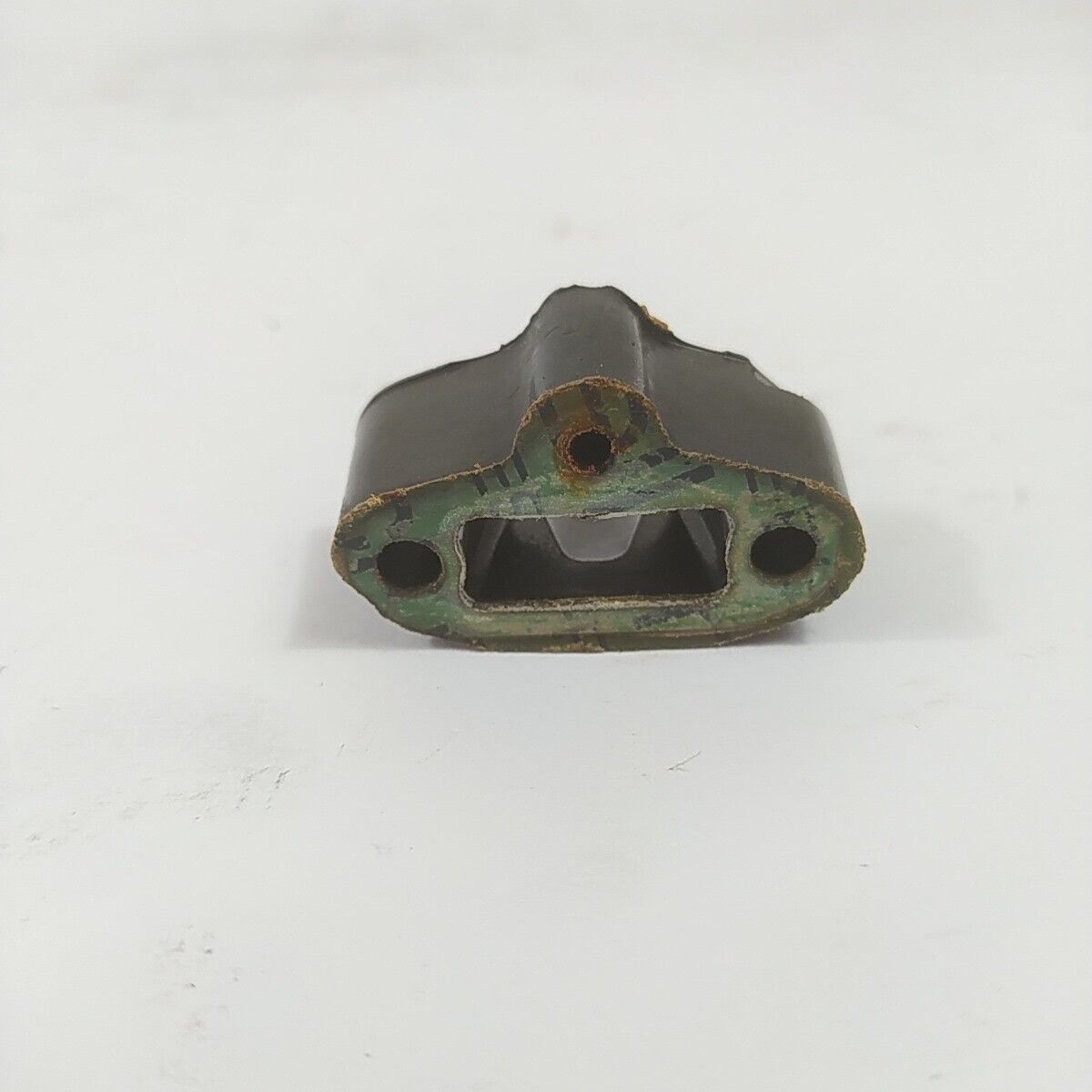 Ricambio FLANGIA RACCORDO CARBURATORE per motosega ALPINA CASTOR 41 usato