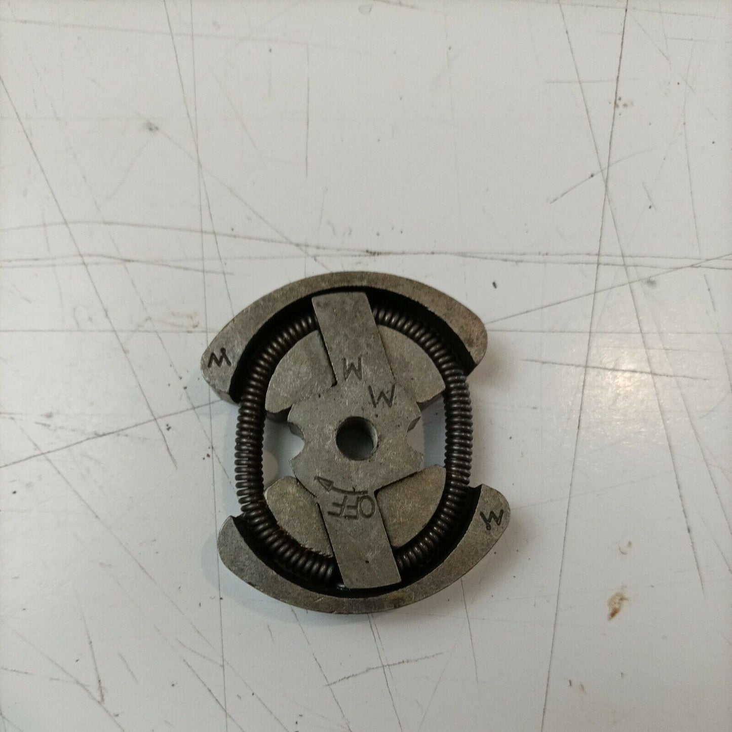 FRIZIONE E CAMPANA originale PER MOTOSEGA POULAN 2000 2.0 C.I ricambi usati