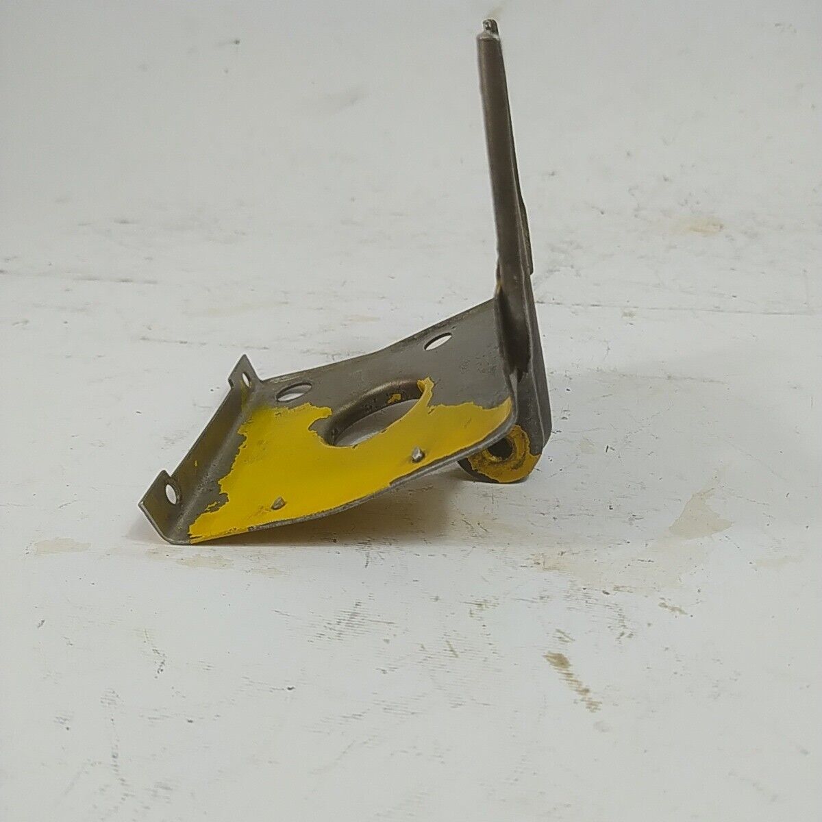 ricambi COPERCHIO COPRI MOTORE TELAIO per motosega castor ALPINA PROF 70 usati