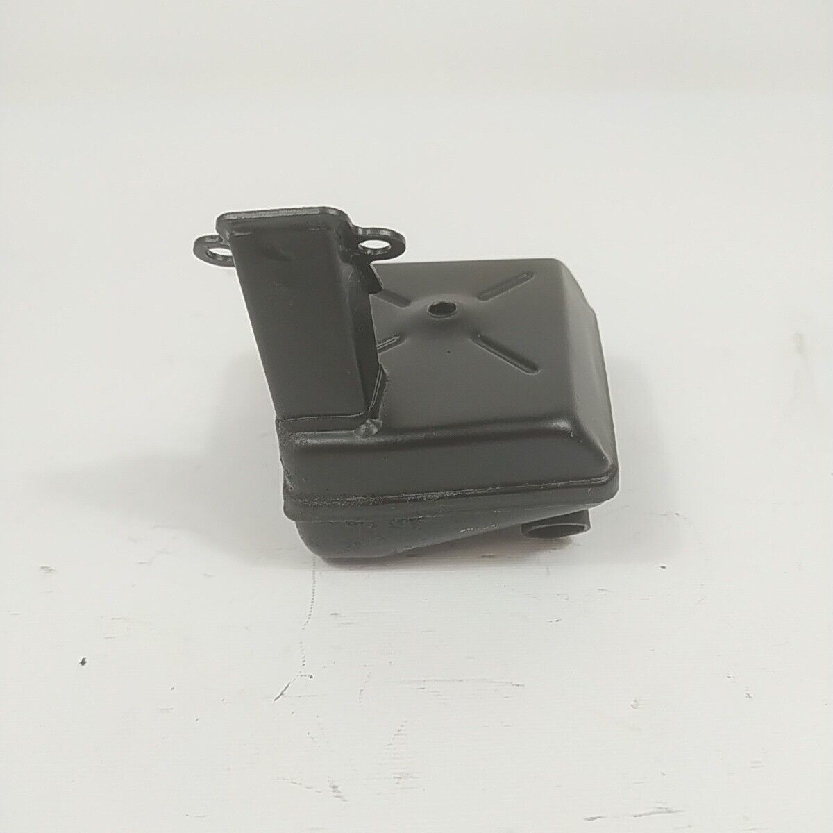 SCARICO MARMITTAper motosega alpina CASTOR P34 PR350 TR350 ricambi usati