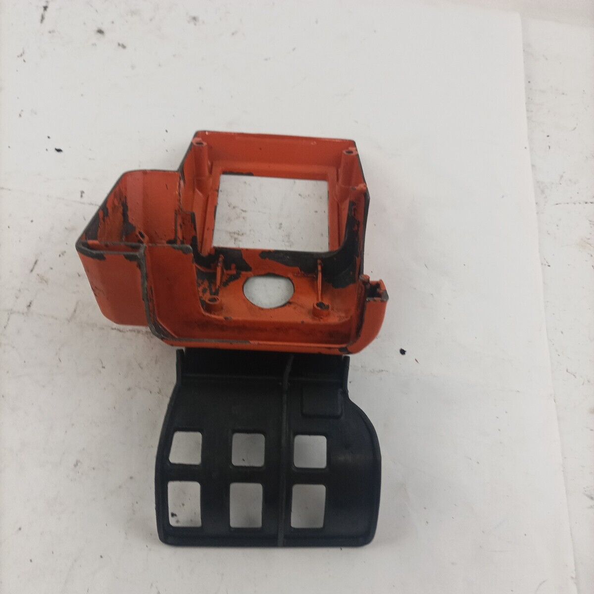 Ricambio Per motosega OLEO MAC 251 COPERCHIO CILINDRO COPERTURA superiore usati