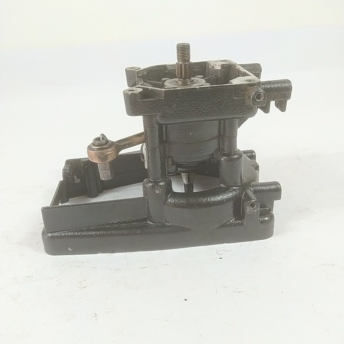 Ricambi usati per decespugliatore MCCULLOCH BP 38 albero motore carter basamento