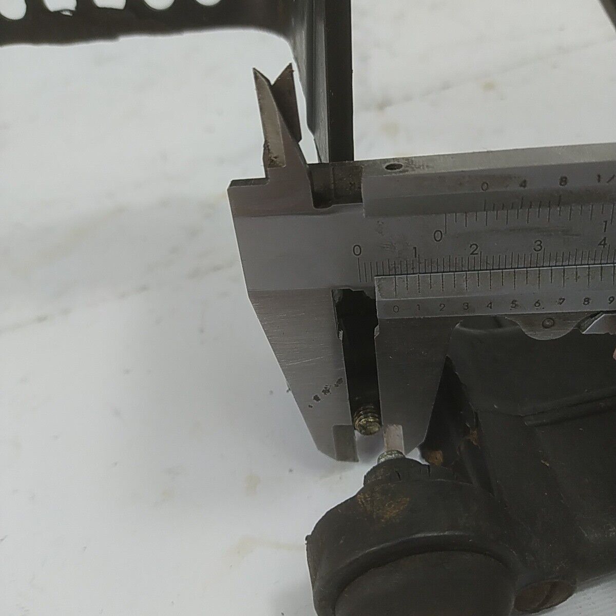 Ricambi IMPUGNATURA MANIGLIA manico COMANDI usati per motosega ALPINA prof 70 