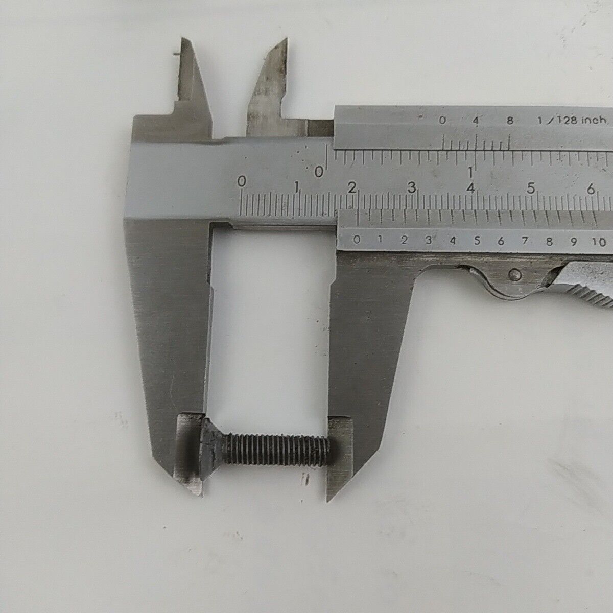 Ricambio Per motosega OLEO MAC 251 VITI MANIGLIA impugnatura comandi gas usati