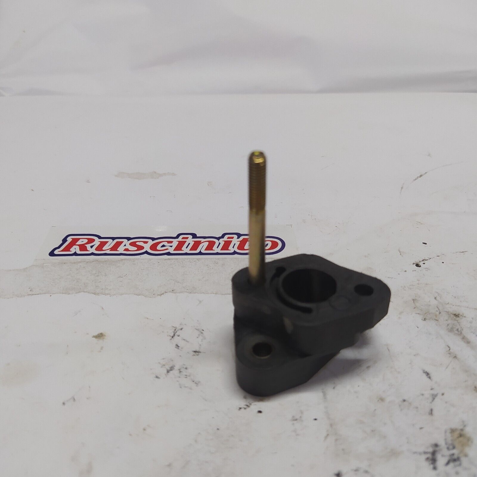 RACCORDO COLLETTORE flangia CARBURATORE Usato per decespugliatore ZENOAH