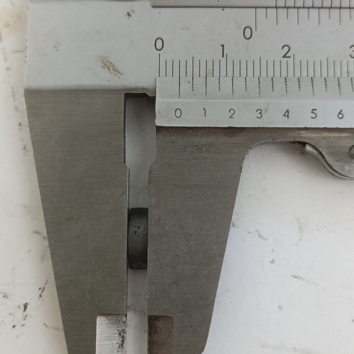 ricambio FERMO CHIAVETTA VOLANO usato per decespugliatore KAWASAKI TD 33