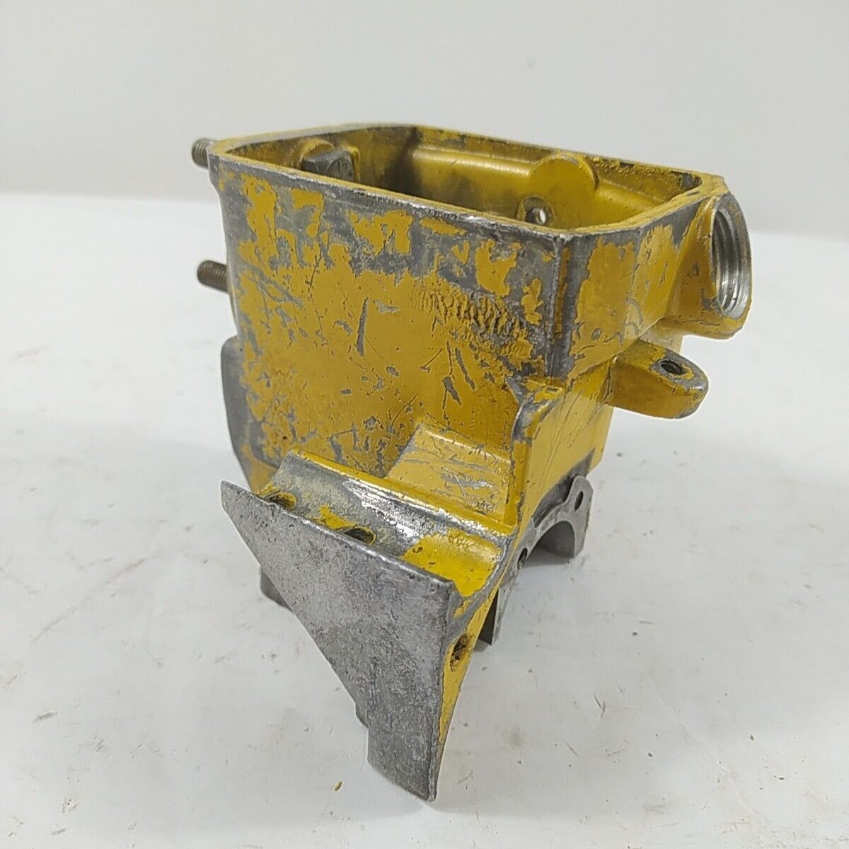 Ricambi BASAMENTO CILINDRO E SERBATOIO PER MOTOSEGA MCCULLOCH PRO MAC 555 usati