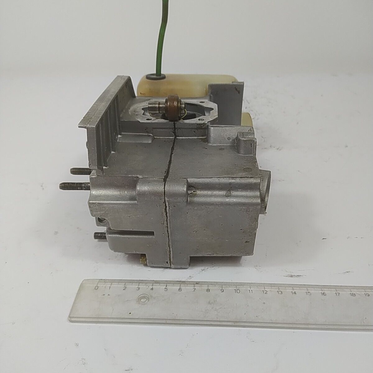 Ricambio CARTER BASAMENTO CON ALBERO MOTORE per motosega McCulloch MC 540 usato