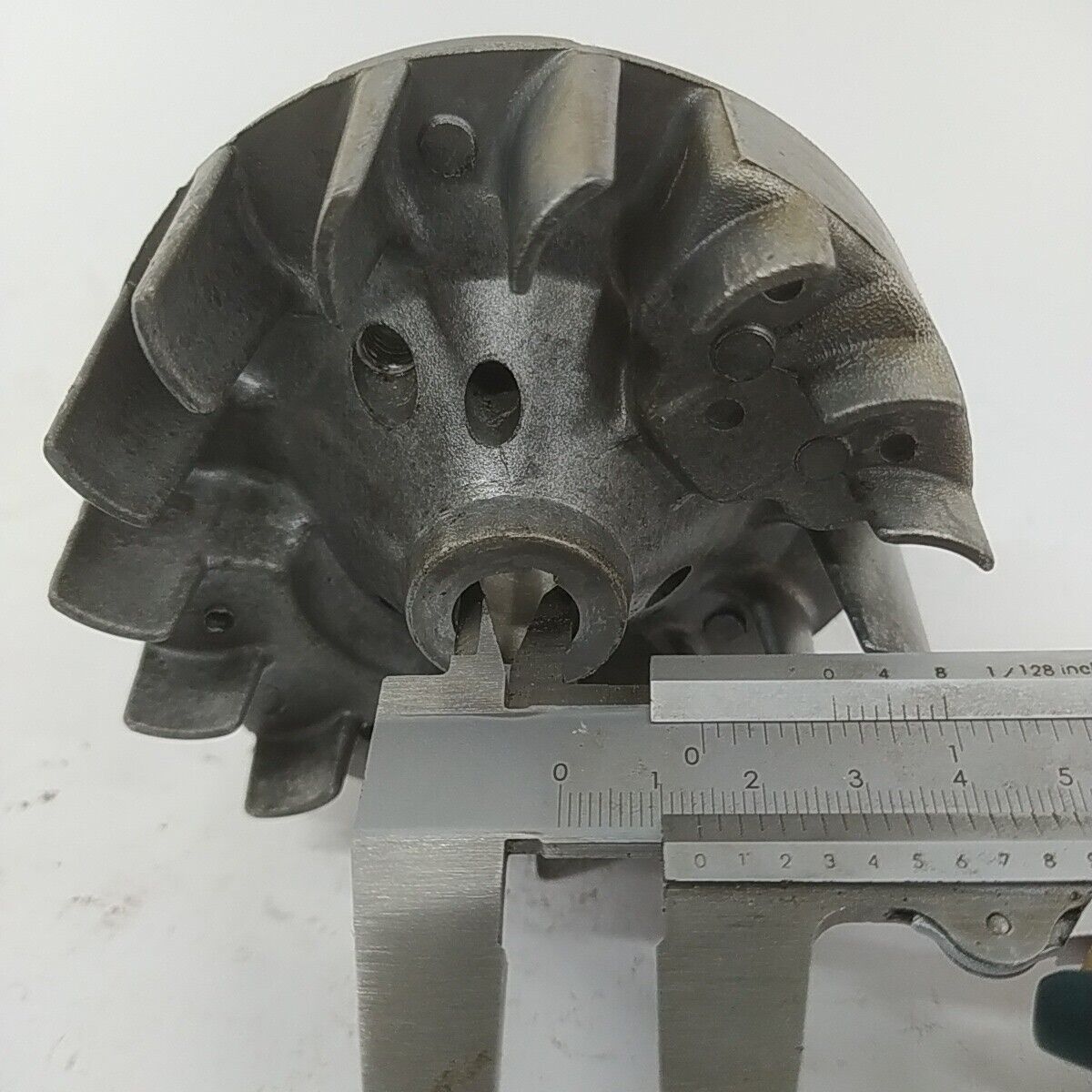 Ricambio usato VOLANO MAGNETICO DI AVVIAMENTO decespugliatore MITSUBISHI T200