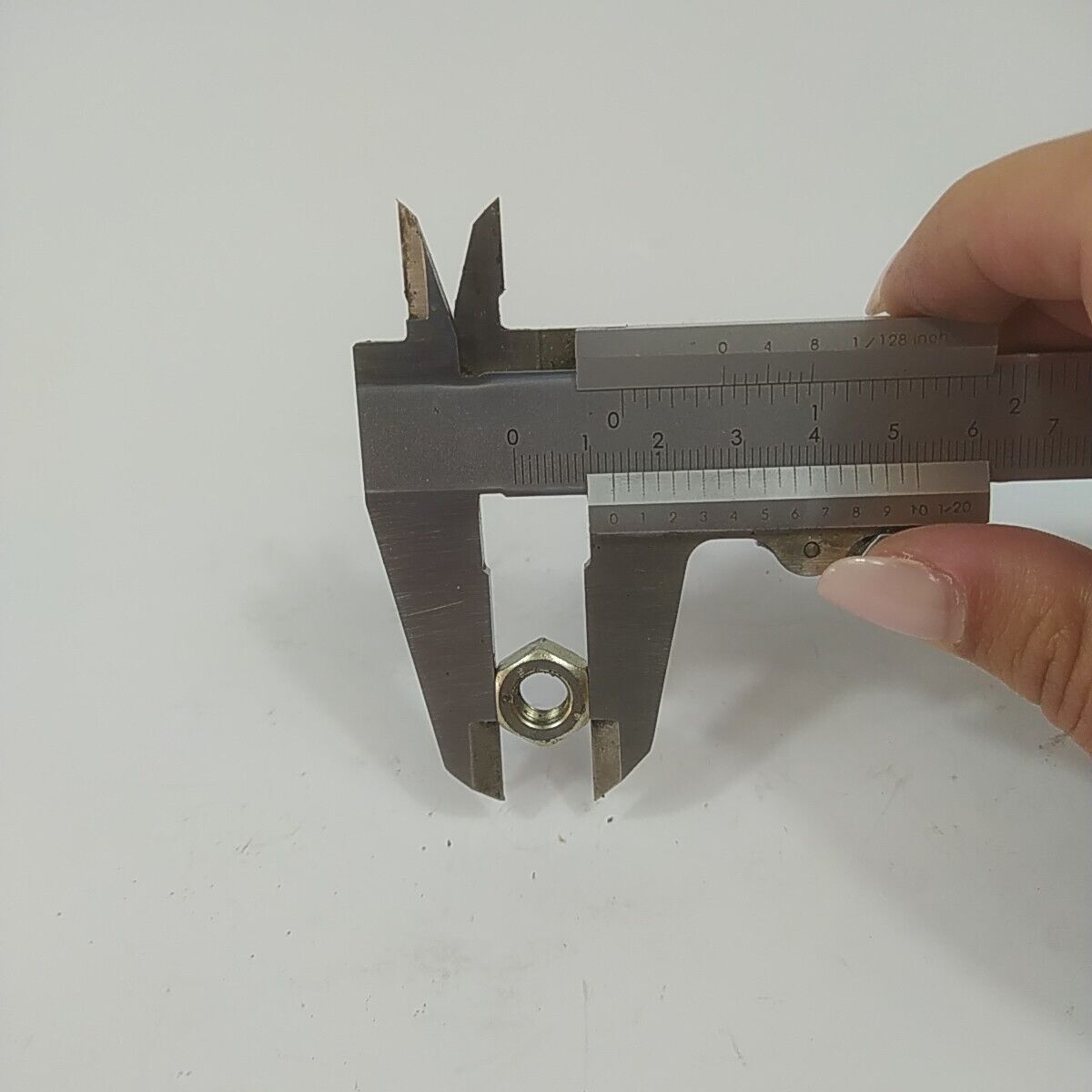 Ricambio DADO ALBERO MOTORE LATO CRICCHETTO usato per decespugliatore Efco 8425