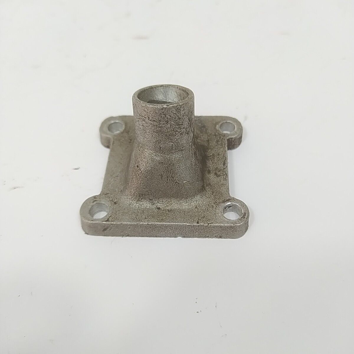 COLLETTORE ASPIRAZIONE CARBURAT ricambi usati per DECESPUGLIATORE BLUE BIRD 31 E