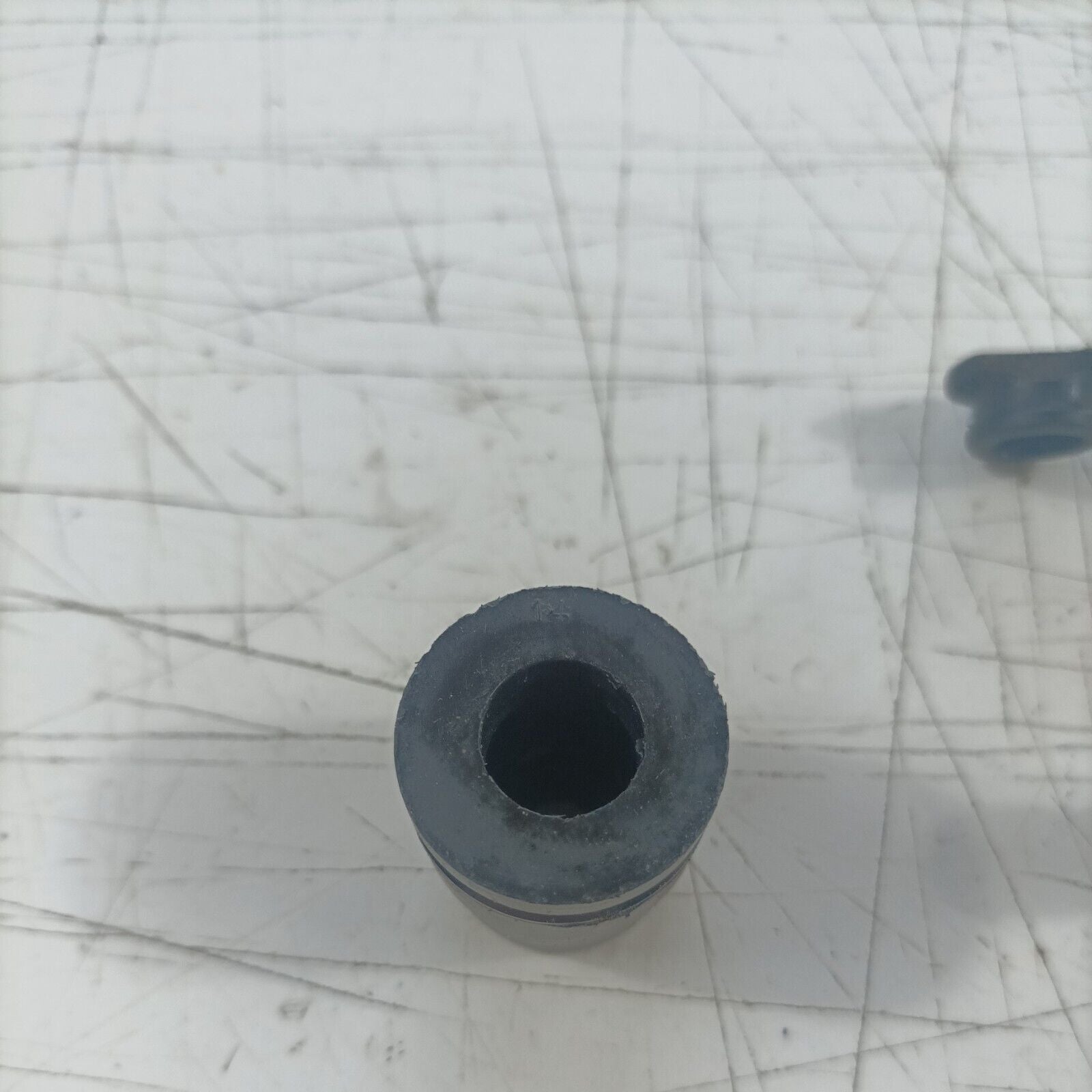 MOTOSEGA ALPINA P-400 SUPPORTO ANTIVIBRANTE AMMORTIZZATORE ANTIVIBRAZIONE