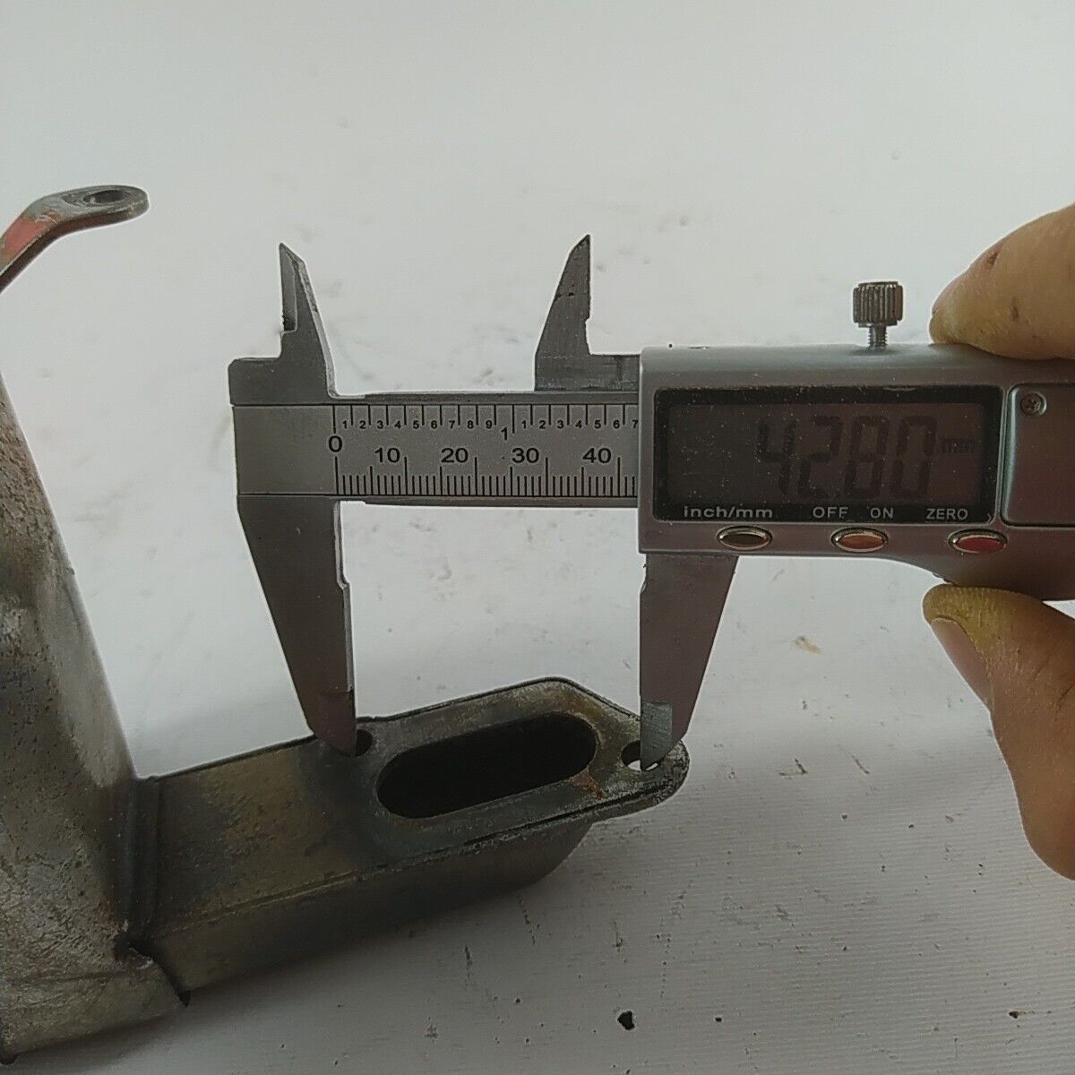 ricambio MARMITTA SILENZIATORE TERMINALE SCARICO per motosega CASTOR C 70 usati