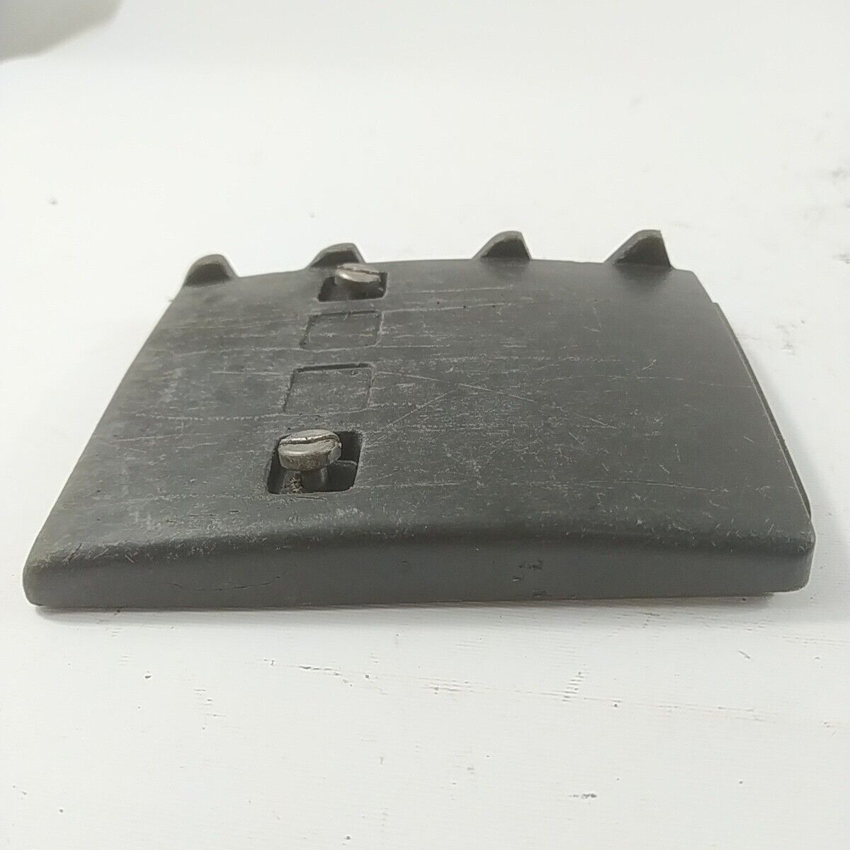 Ricambi MOTOSEGA EFCO BLITZ 35 OLEOMAC usati COPERCHIO CARBURATORE COPRI FILTRO