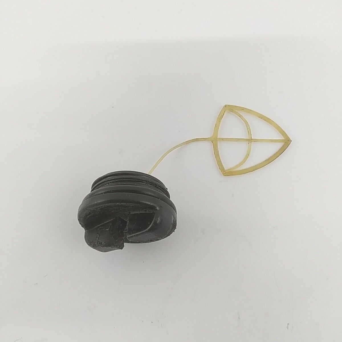 Ricambio usato TAPPO SERBATOIO CARBURANTE per decespugliatore MITSUBISHI T200