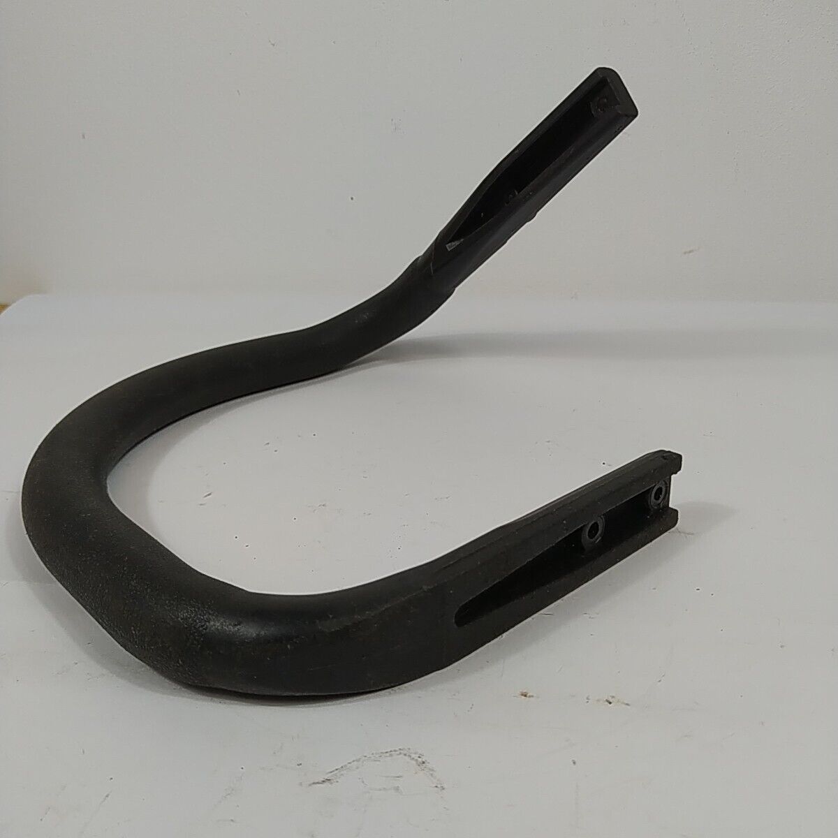 MANICO IMPUGNATURA SUPERIORE completa PER MOTOSEGA AMA BG 38 16 ricambi usati