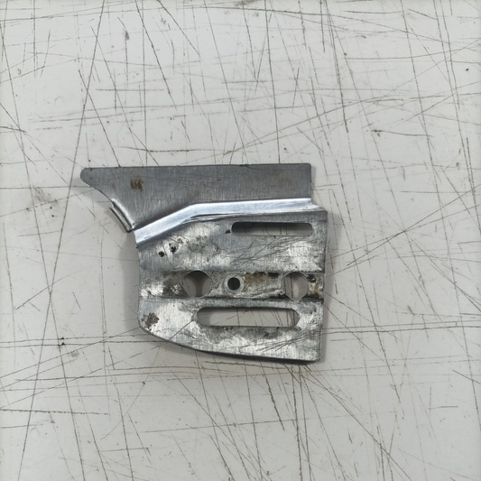 LAMIERINO GUIDA BARRA PER MOTOSEGA ALPINA P-400