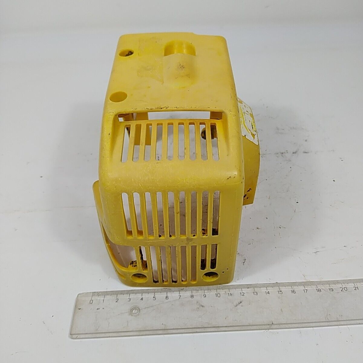 ricambio COPERCHIO copri motore usato ORIGINALE DECESPUGLIATORE MCCULLOCH GT