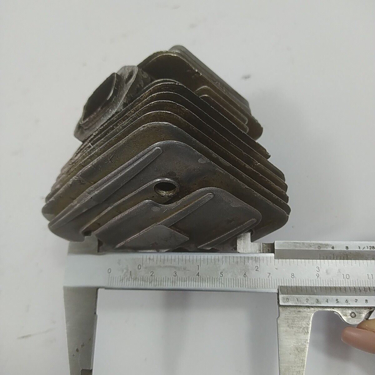 Ricambio per motosega CASTOR ALPINA 450 KIT CILINDRO E PISTONE diam 40 mm usato