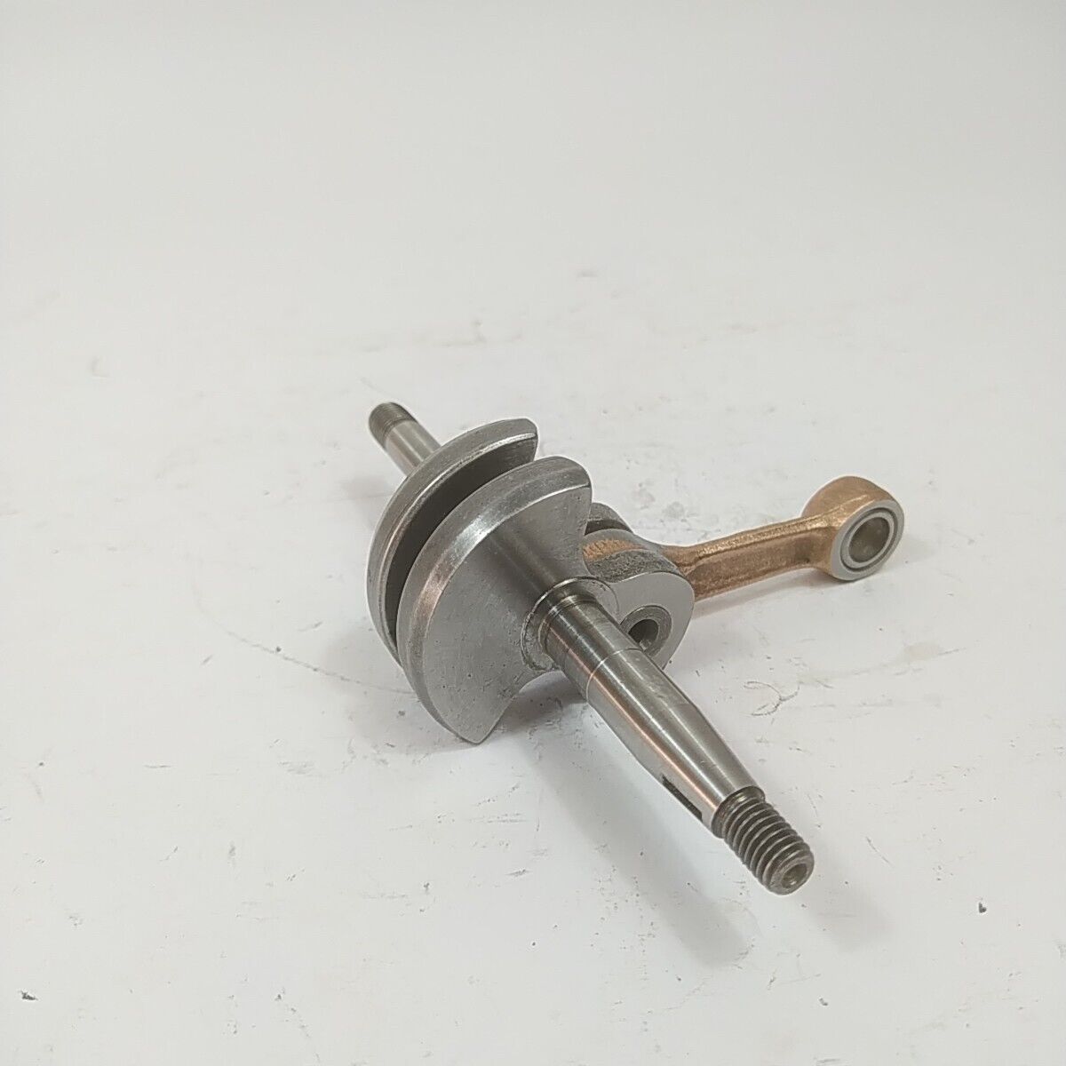 ricambi ALBERO MOTORE per motosega ALPINA SILVER 40 castor 330 338 usati