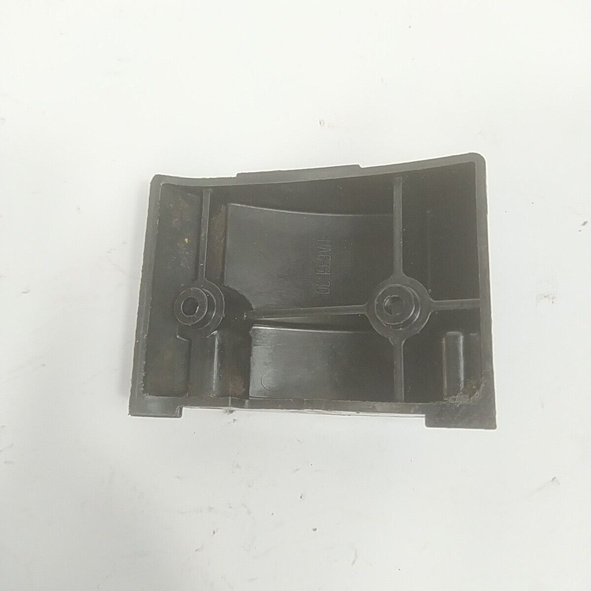 Ricambio per MOTOSEGA ZENOAH G 2000 t COPERCHIO PROTEZIONE CARCASSA telaio usato